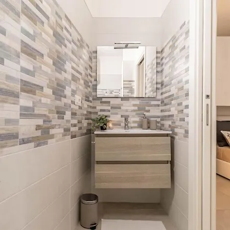 ¤charme Di Bari¤ Intero Con Design Moderno E Bari