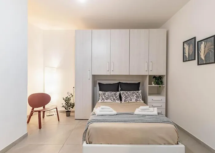 ¤charme Di Bari¤ Intero Con Design Moderno E