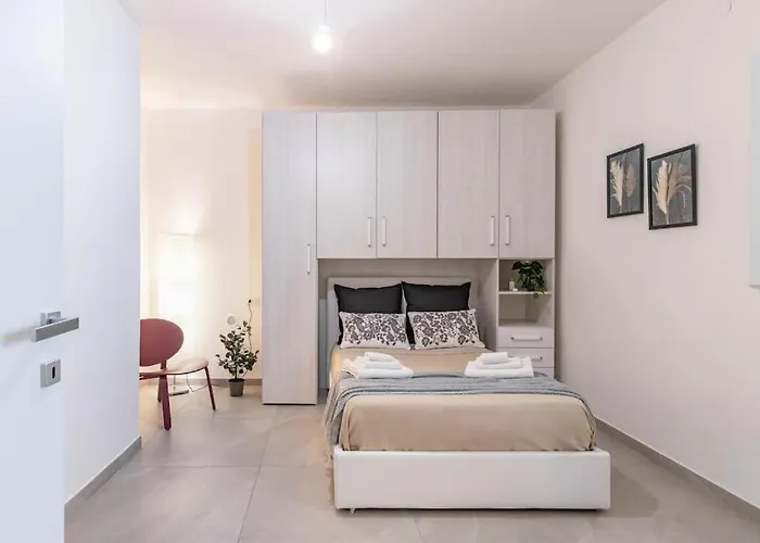 ¤charme Di Bari¤ Intero Con Design Moderno E アパート *